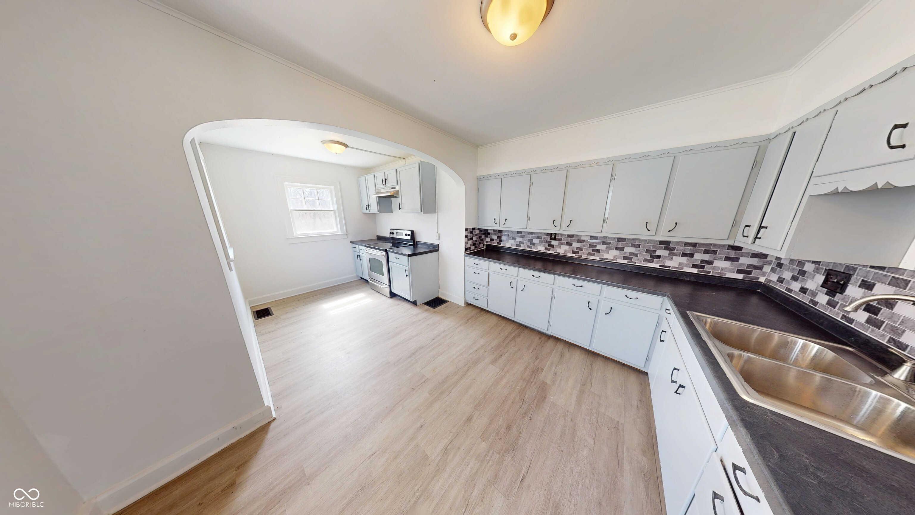 749 South River Road Covington, IN 47932 - Photo 6 of 55