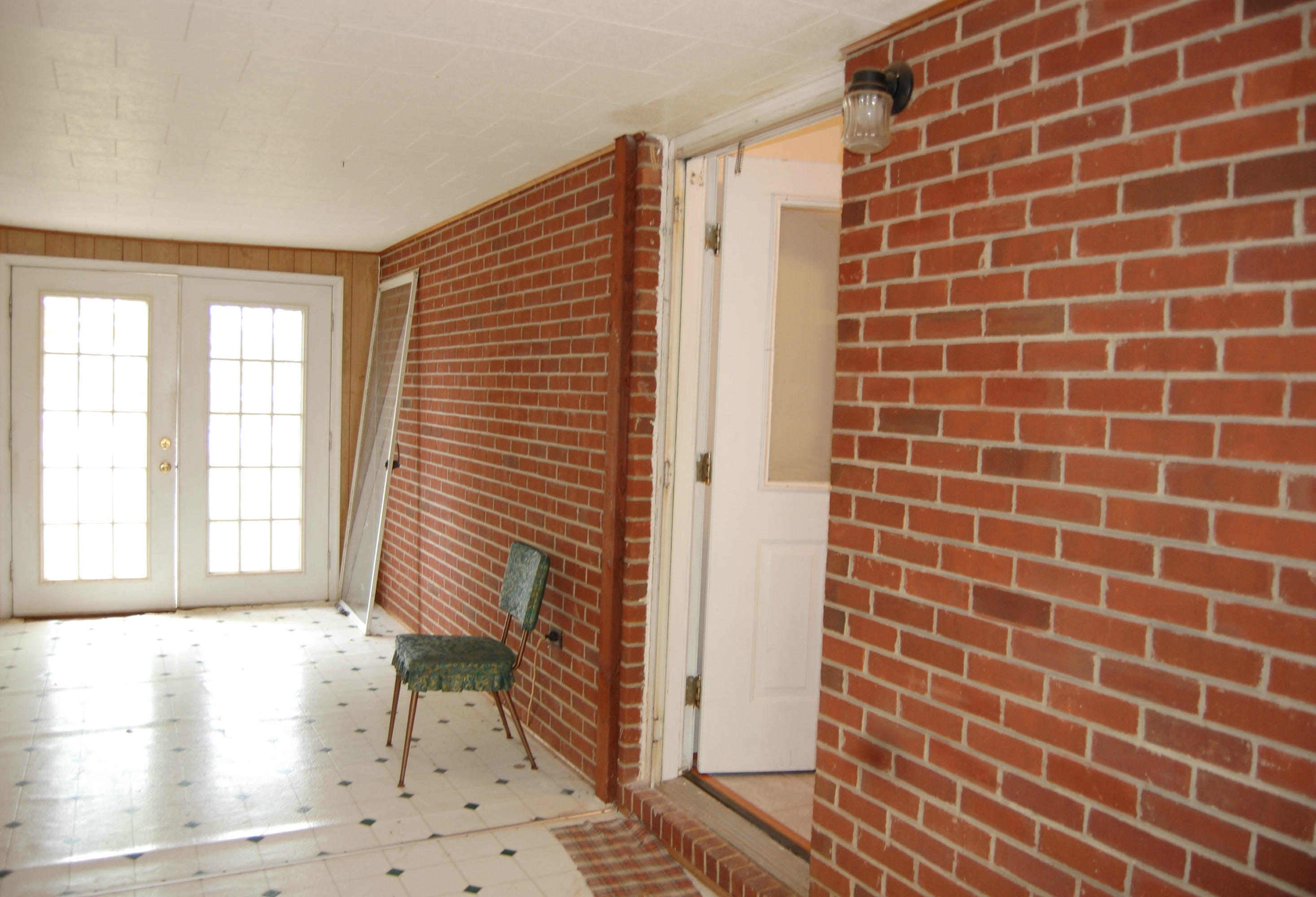 2952 Diamond Hill Road Moneta, VA 24121 - Photo 22 of 35 Foyer