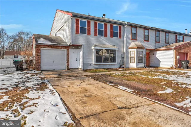 $239,000 | 7 Hampton Gate Drive, Sicklerville, NJ 08081