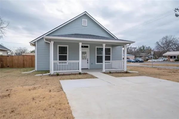 $225,000 | 1030 West Gandy Street, Denison, TX 75020