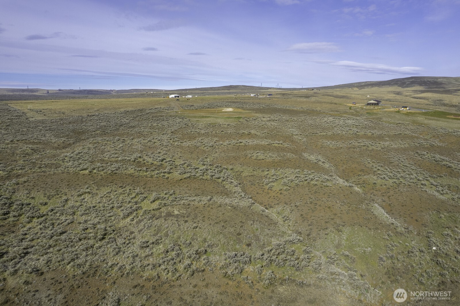 59 Pilot Rock Road Coulee City, WA 99115 - Photo 12 of 22 a view of an ocean beach and mountain