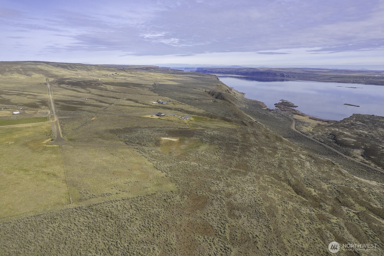 59 Pilot Rock Road Coulee City, WA 99115 - Photo 6 of 22 a view of an ocean