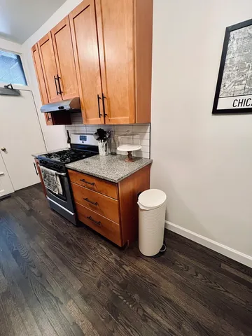 $3,500 | 2944 North Broadway, Unit 1S, Chicago, IL 60657