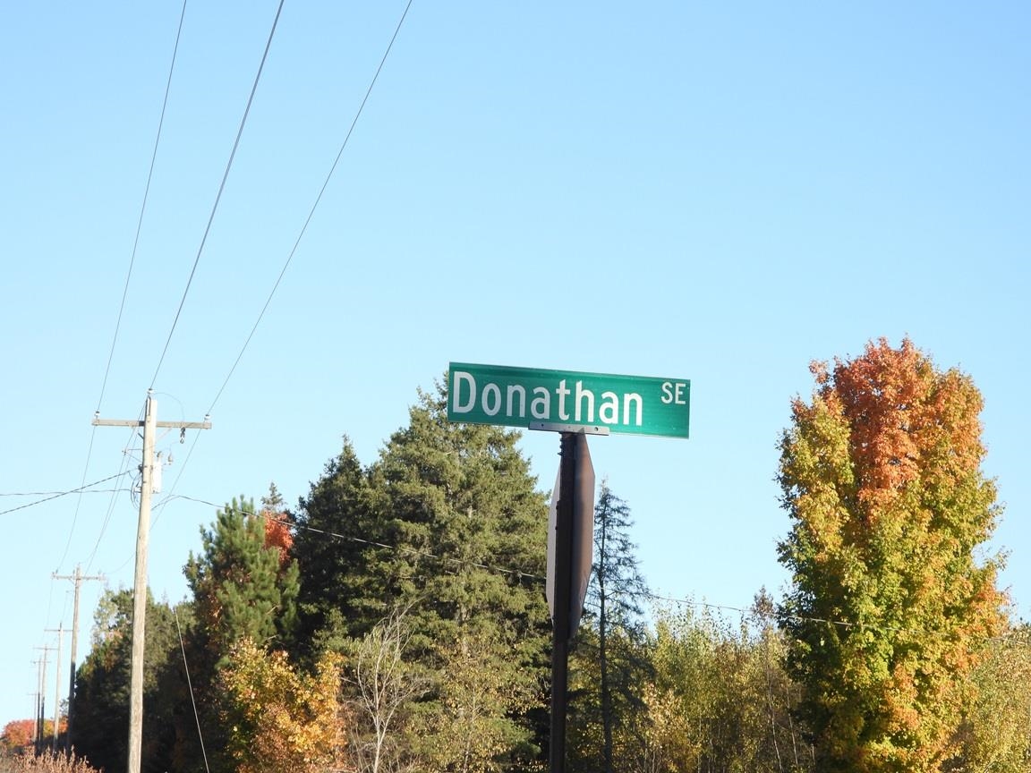 10562 Donathan Road Fife Lake, MI 49633 - Photo 2 of 17 1928394-0a702675-c353-4a25-8bf0-ba48a93a7be8.JPG