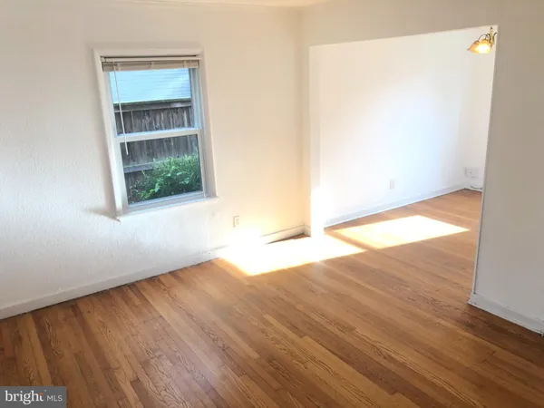 $2,600 | 310 South Veitch Street, Arlington, VA 22204