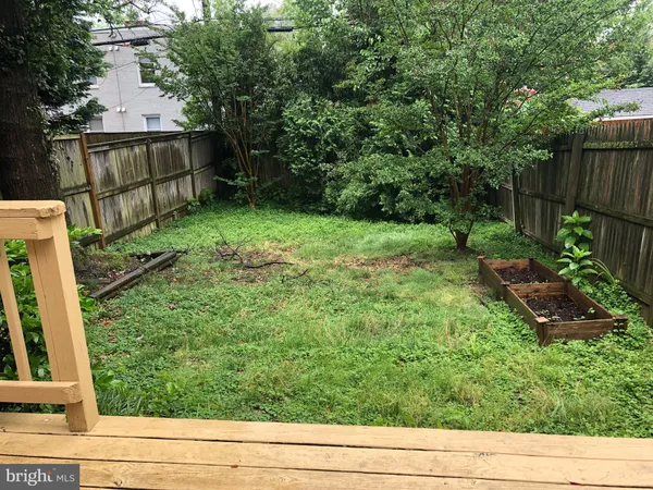 $2,600 | 310 South Veitch Street, Arlington, VA 22204