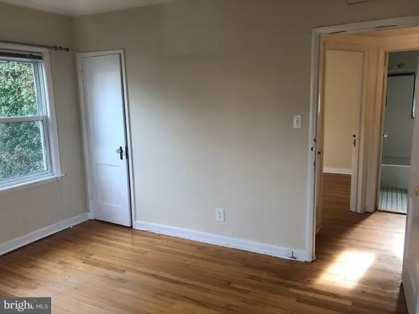 $2,600 | 310 South Veitch Street, Arlington, VA 22204