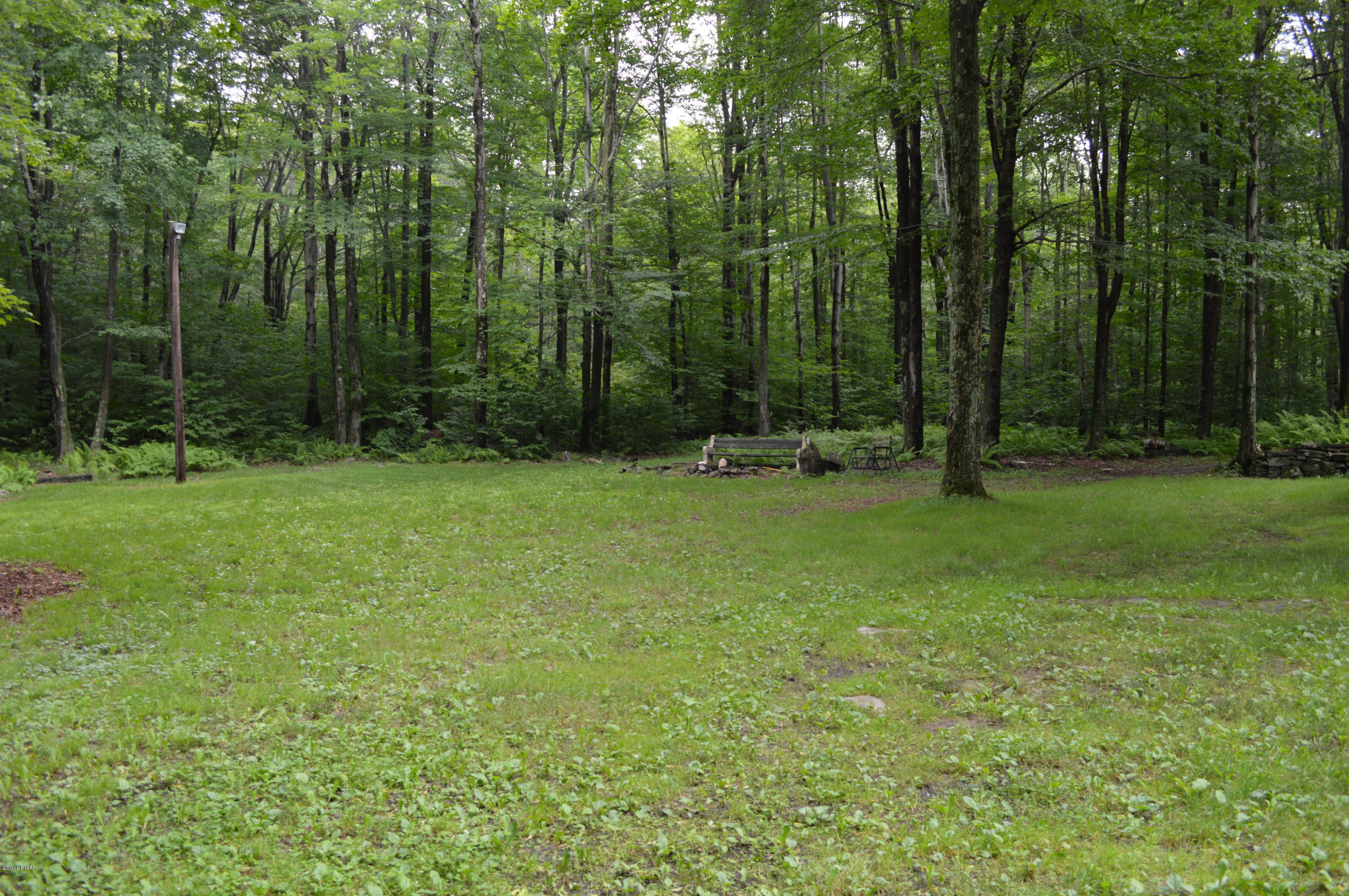 126 Huckleberry Road Newfoundland, PA 18445 - Photo 18 of 18 Yard