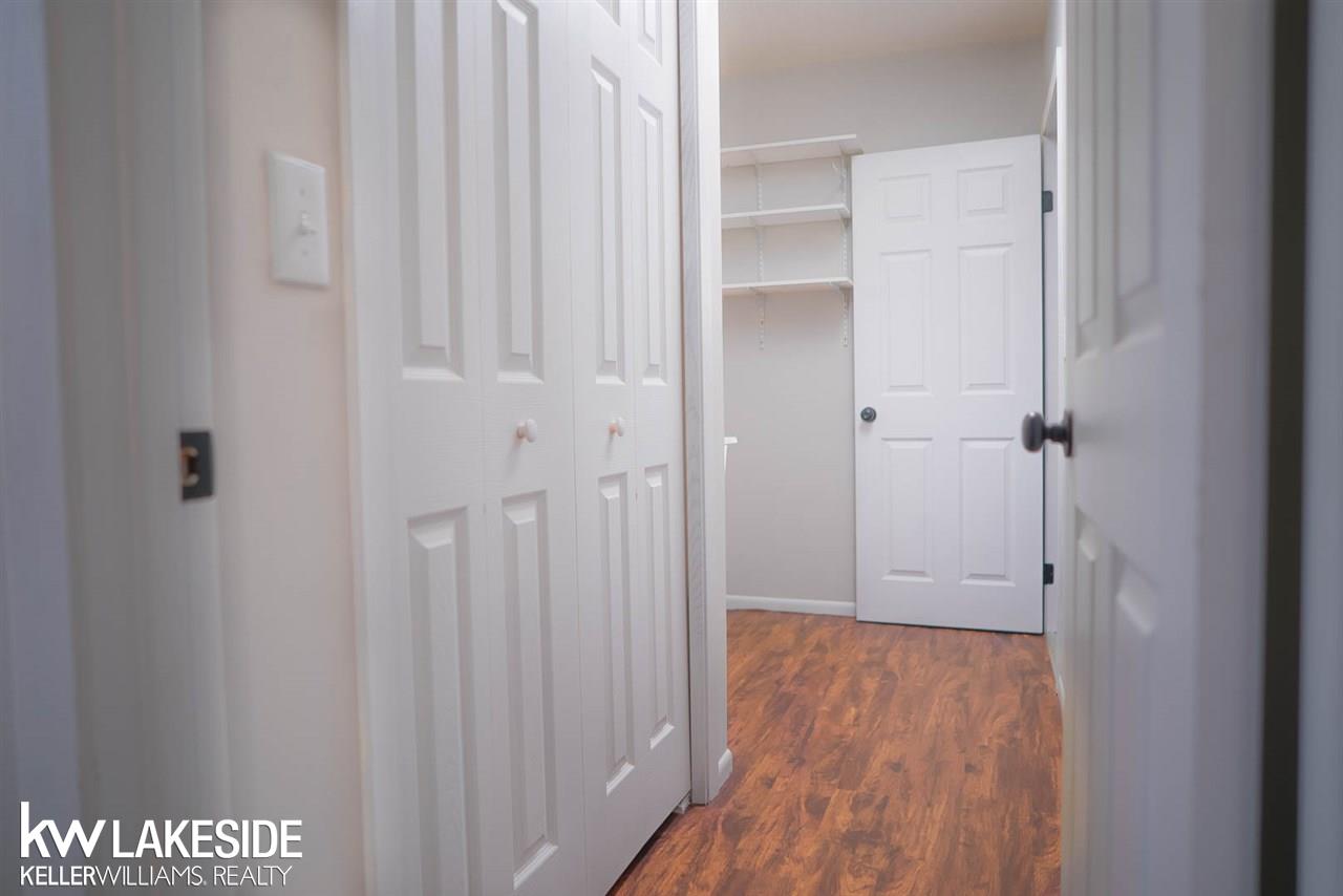 2814 Wakefield Road Berkley, MI 48072 - Photo 6 of 21