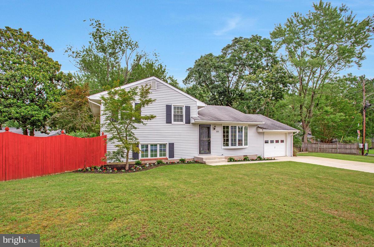 103 Holly Road Edgewater, MD 21037 - Photo 5 of 38 Gallery Image 5