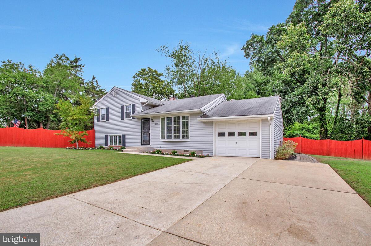 103 Holly Road Edgewater, MD 21037 - Photo 7 of 38 Gallery Image 7