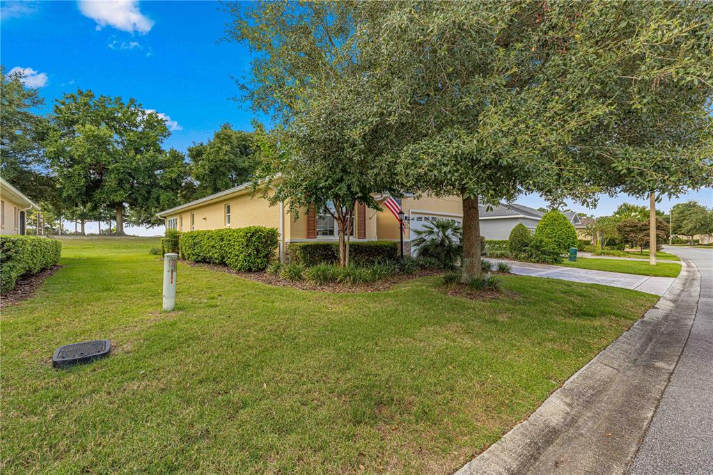 9823 Southwest 95th Loop Ocala, FL 34481 - Photo 5 of 59 Gallery Image 5