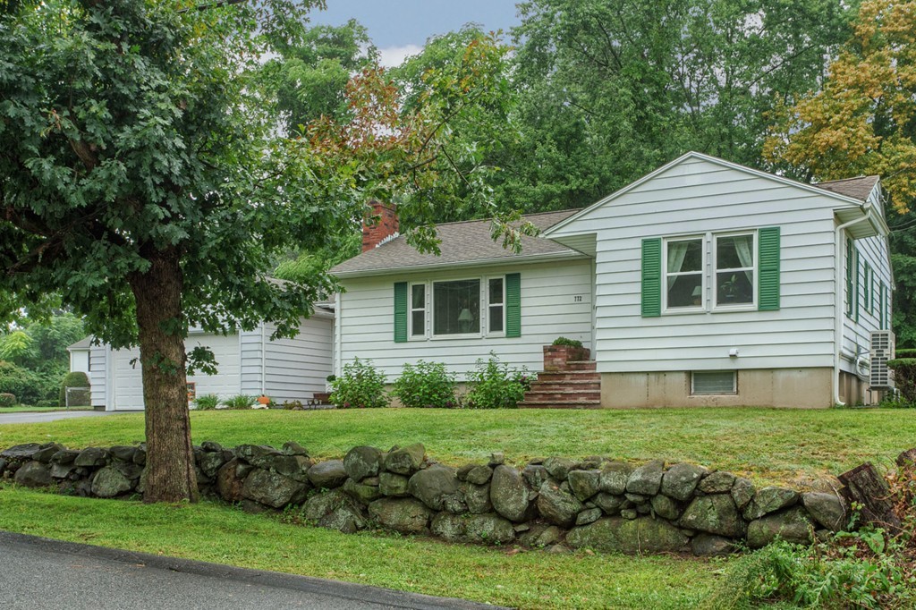 772 Trull Road Tewksbury, MA 01876 - Photo 2 of 30