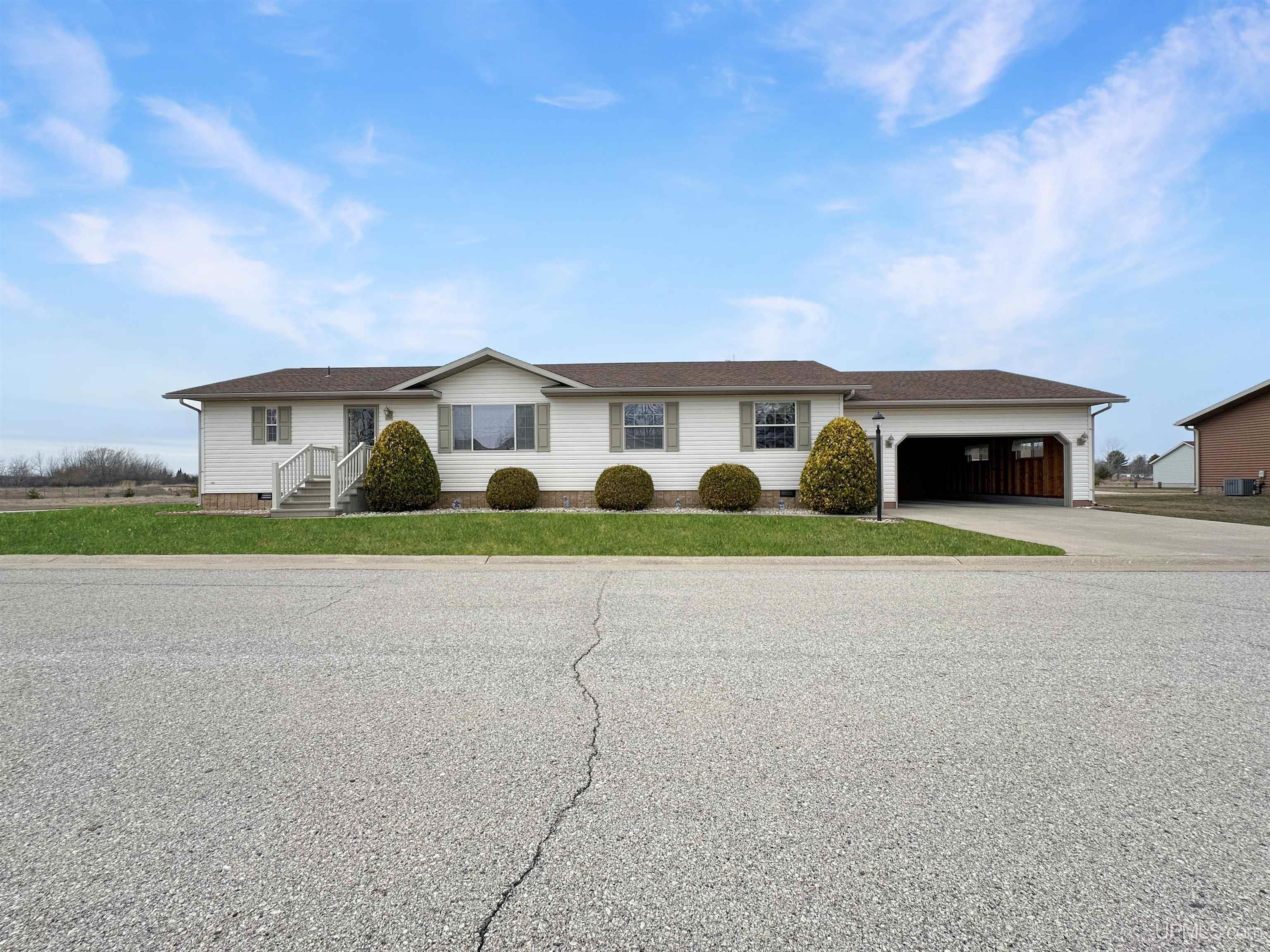 1620 Willow Creek Road Escanaba, MI 49829 - Photo 1 of 15 Gallery Image 1