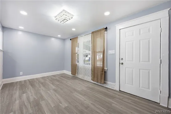 $169,900 | 27 Connelly Avenue, Buffalo, NY 14215