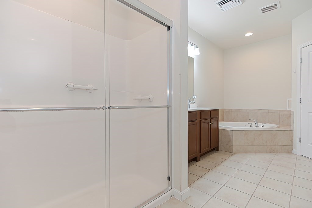 7 Morgan Drive, Unit 203 Natick, MA 01760 - Photo 18 of 30