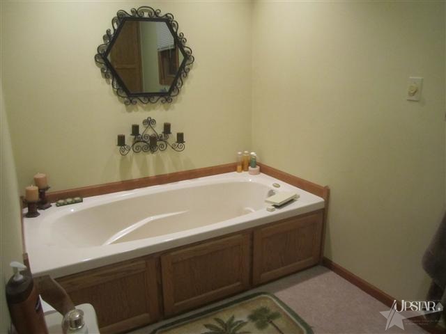 4131 West Wallen Road Fort Wayne, IN 46818 - Photo 12 of 28 Gallery Image 12