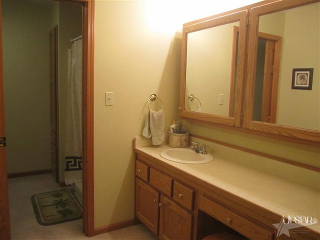 4131 West Wallen Road Fort Wayne, IN 46818 - Photo 13 of 28 Gallery Image 13