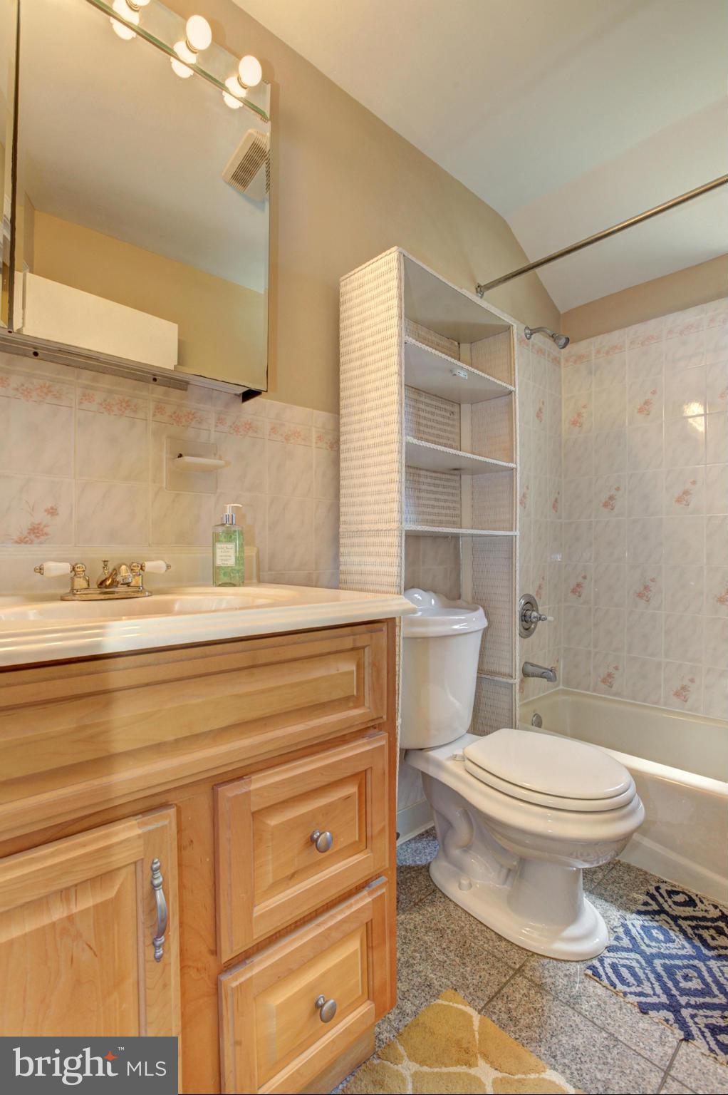 12827 Flack Street Silver Spring, MD 20906 - Photo 15 of 28 Bath