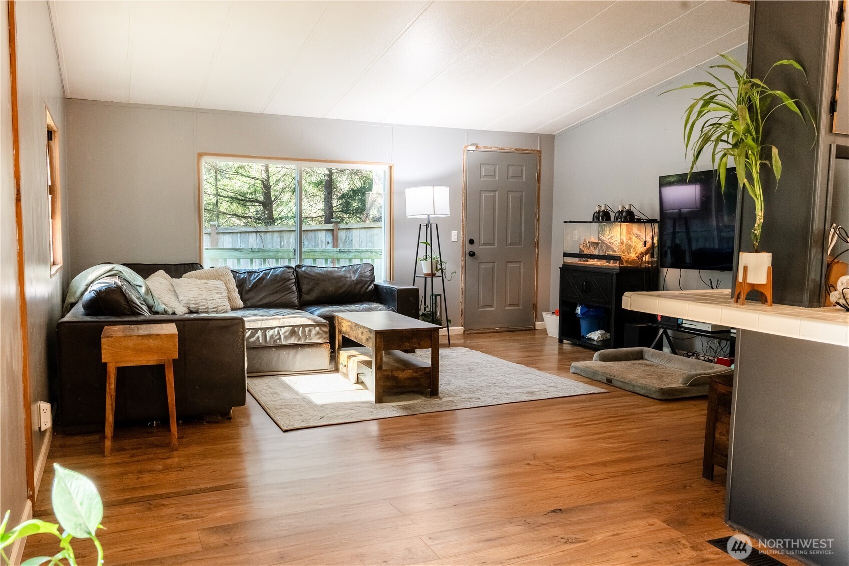 521 Northeast Larson Lake Road Belfair, WA 98528 - Photo 3 of 35