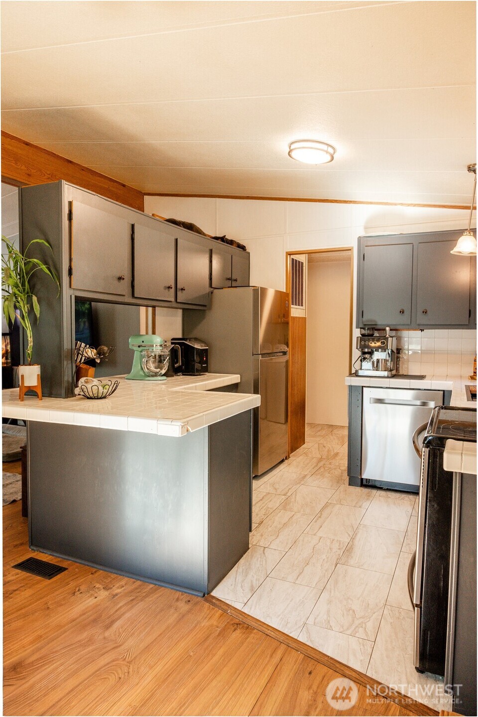 521 Northeast Larson Lake Road Belfair, WA 98528 - Photo 9 of 35