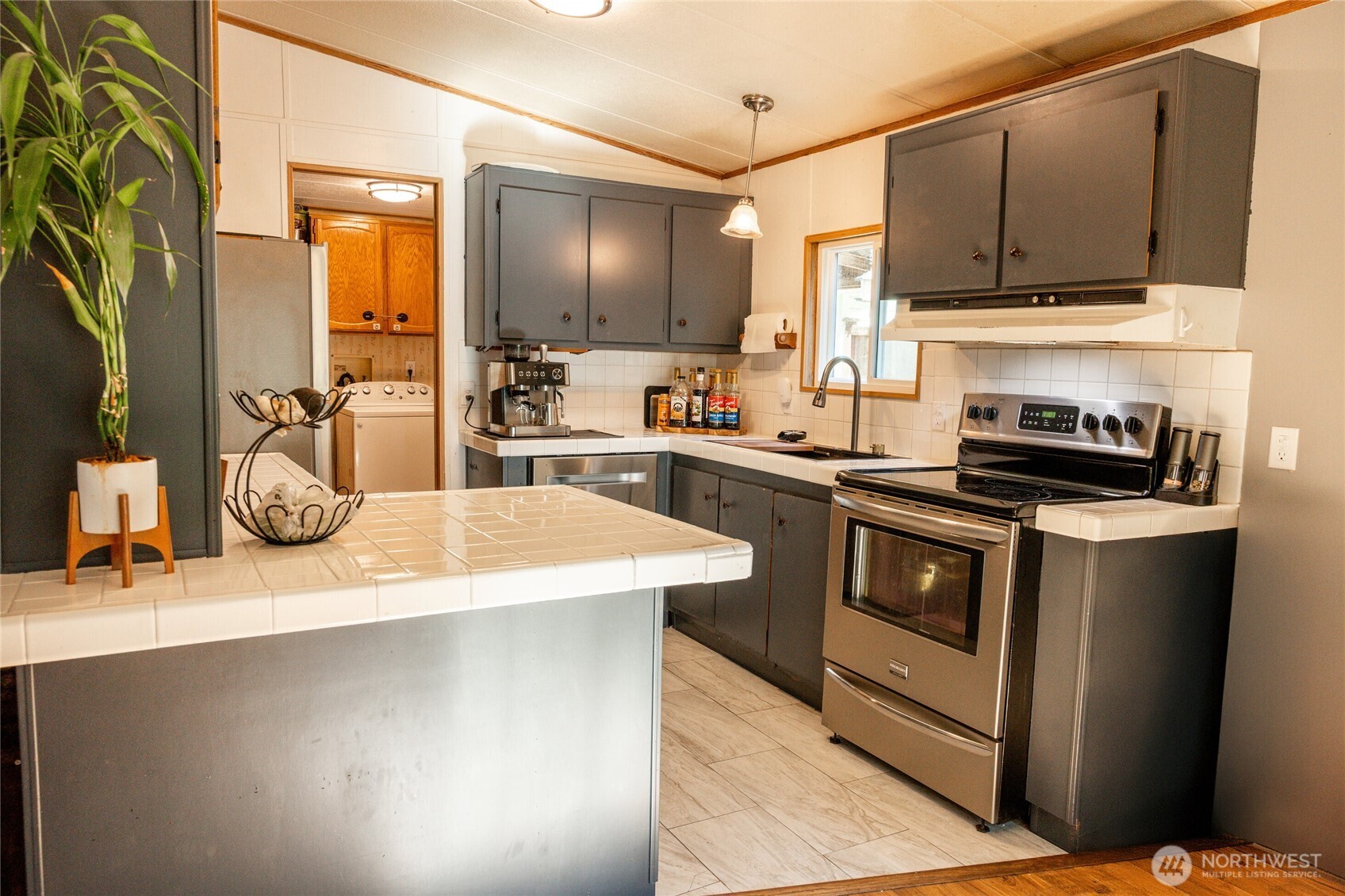 521 Northeast Larson Lake Road Belfair, WA 98528 - Photo 10 of 35