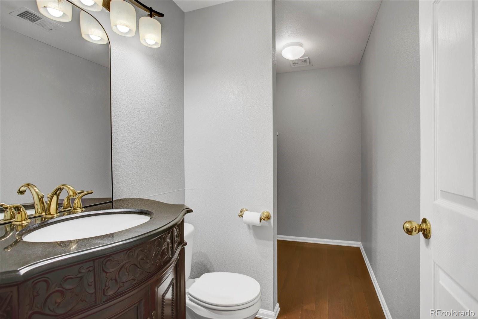 5189 Enid Way Denver, CO 80239 - Photo 7 of 18