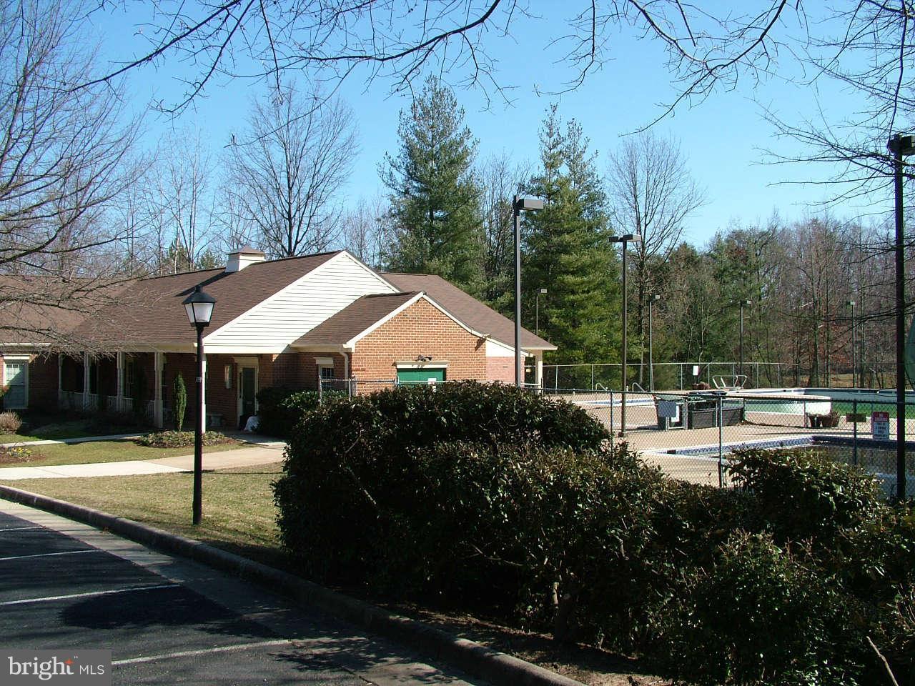 7708 Lexton Place, Unit 82 Springfield, VA 22152 - Photo 23 of 25 Community