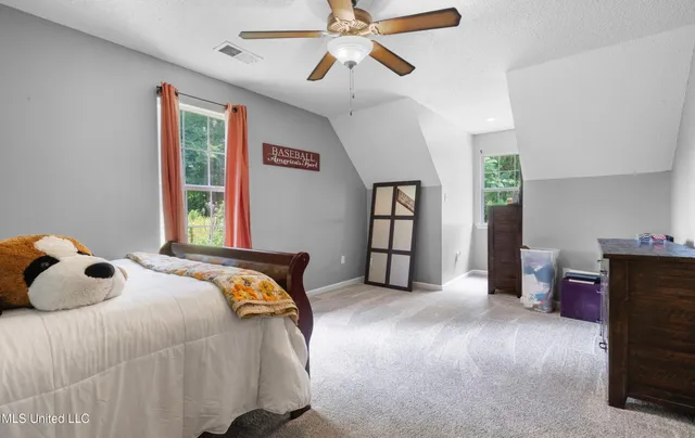 $395,000 | 6193 Nesbit Road, Lake Cormorant, MS 38641