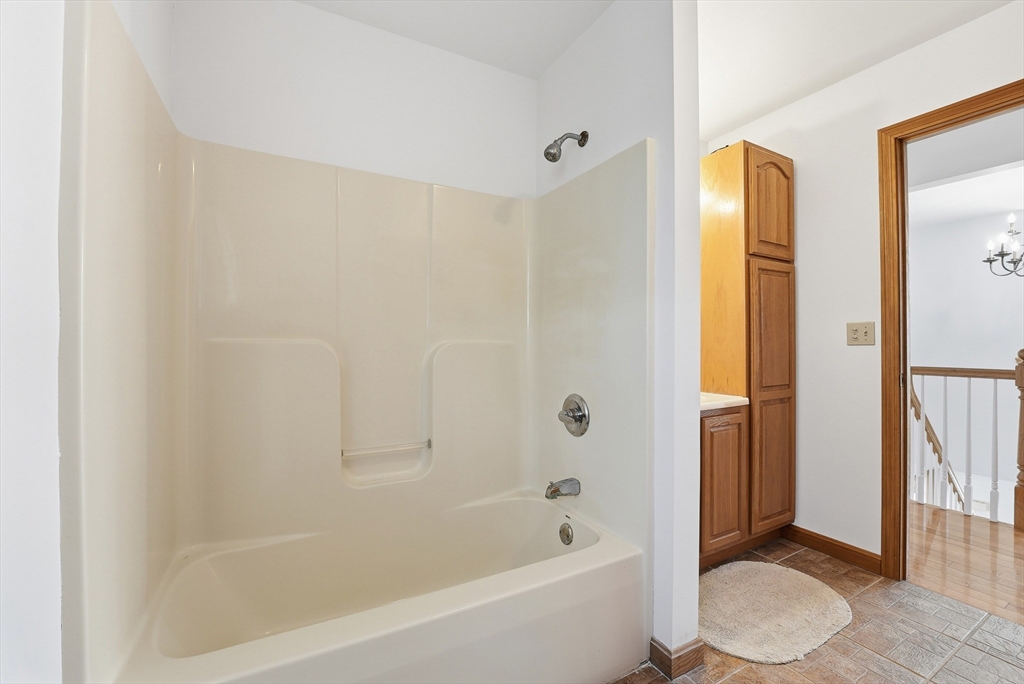 257 Boston Road Palmer, MA 01069 - Photo 23 of 41