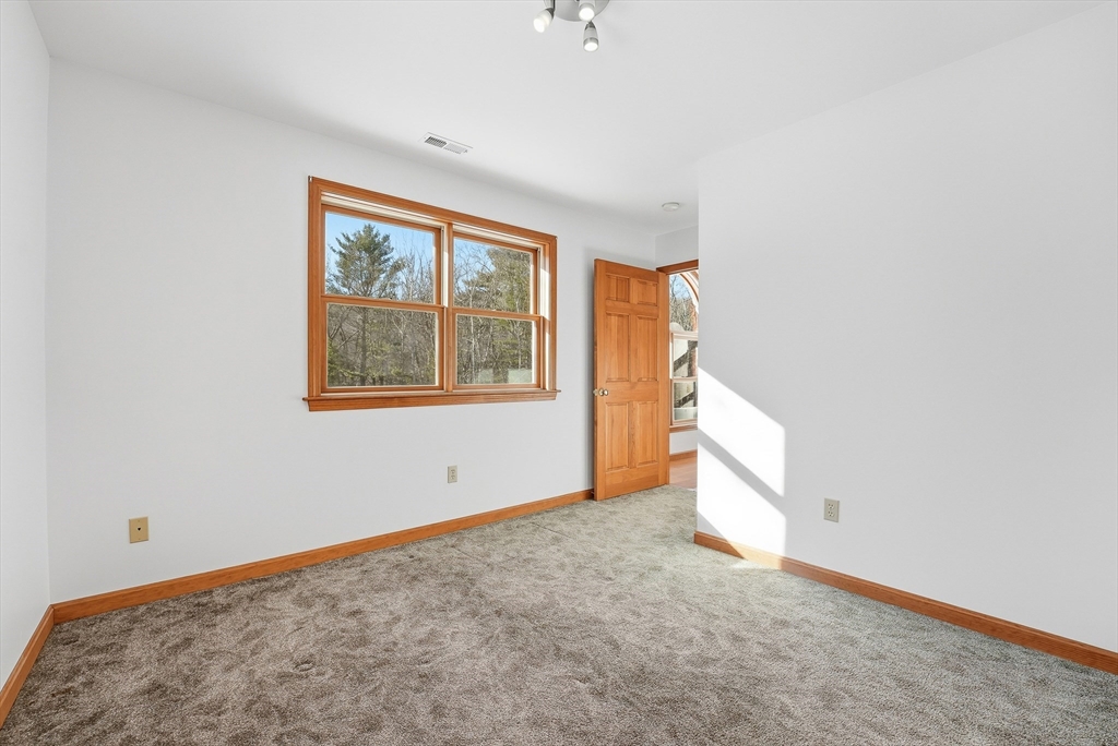 257 Boston Road Palmer, MA 01069 - Photo 34 of 41