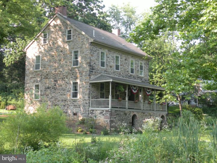 3 Clayborne Road Reading, PA 19606 - Photo 2 of 22 Exterior Side