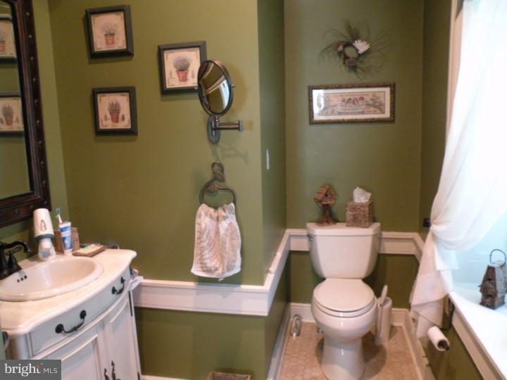 3 Clayborne Road Reading, PA 19606 - Photo 19 of 22 Master Bathroom