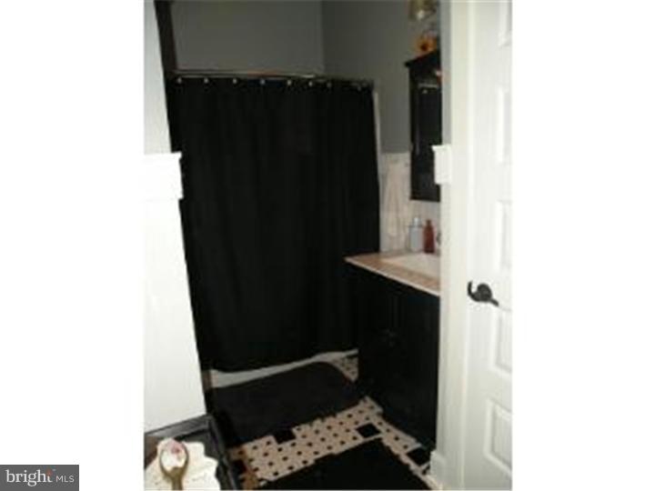 3 Clayborne Road Reading, PA 19606 - Photo 20 of 22 Bathroom