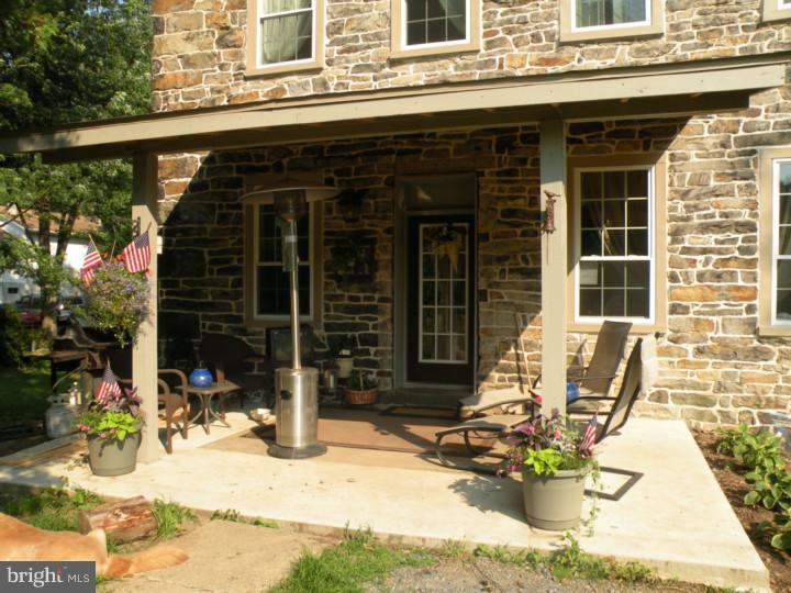 3 Clayborne Road Reading, PA 19606 - Photo 5 of 22 Exterior Back