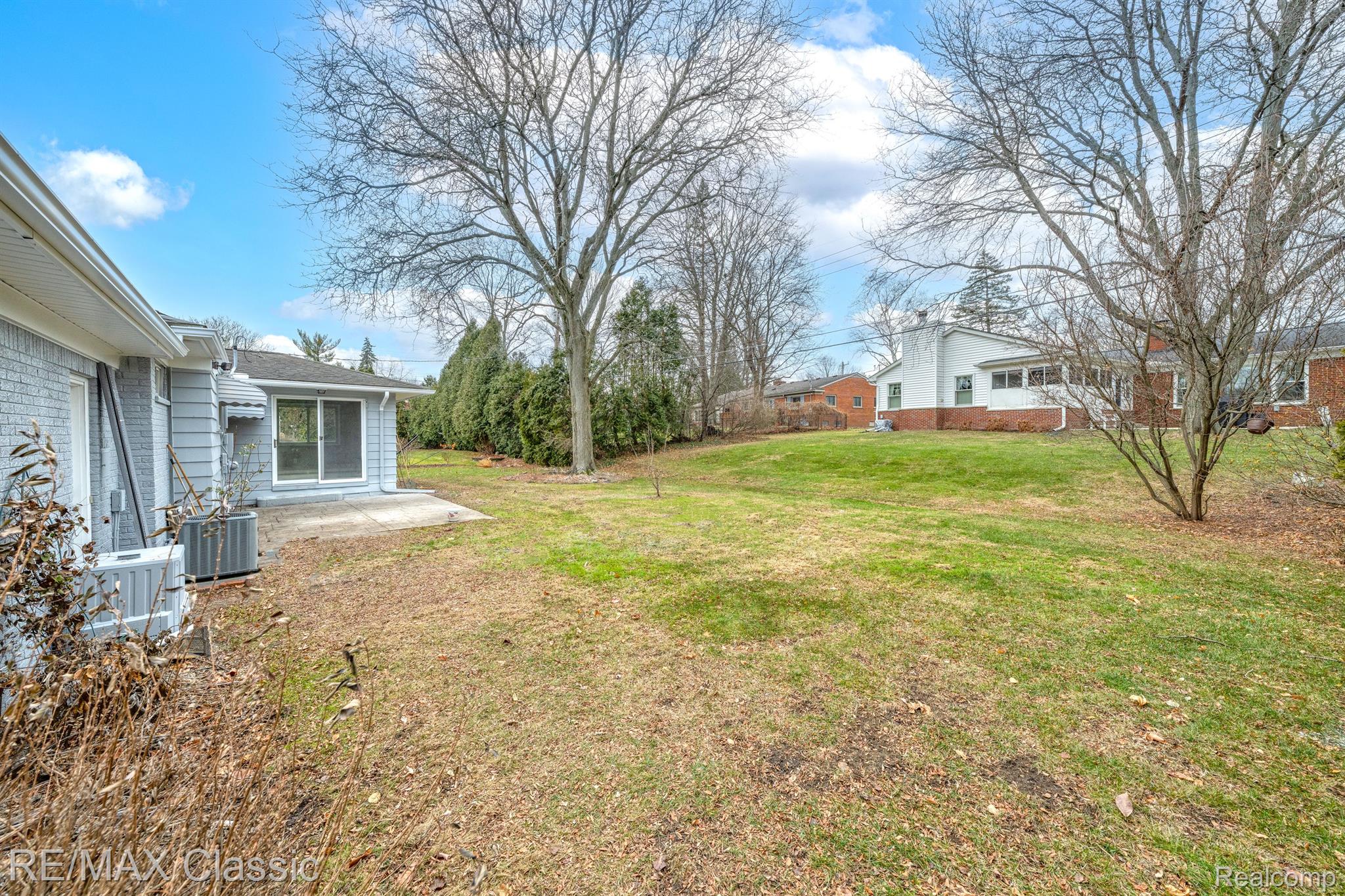 28257 Ridgebrook Road Farmington, MI 48334 - Photo 35 of 37 Gallery Image 35