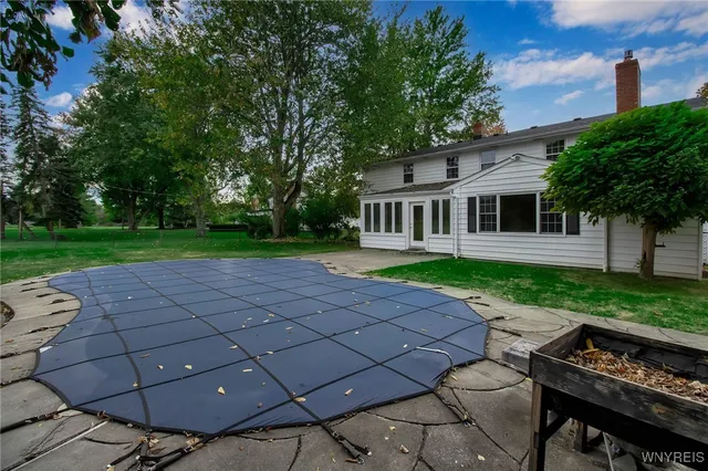 $749,900 | 15 Briarhill Road, Amherst, NY 14221