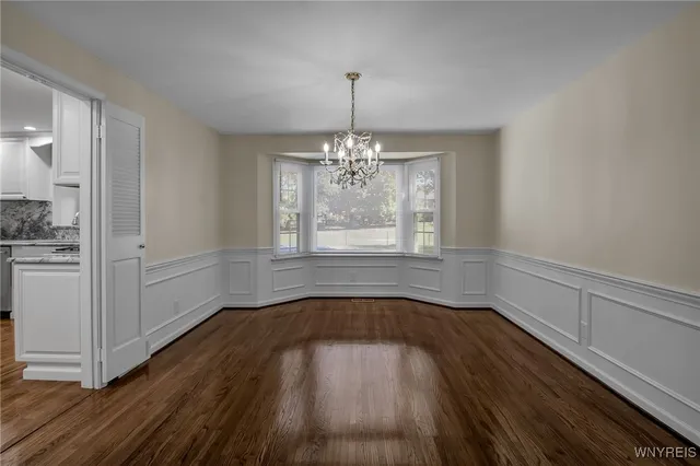 $749,900 | 15 Briarhill Road, Amherst, NY 14221