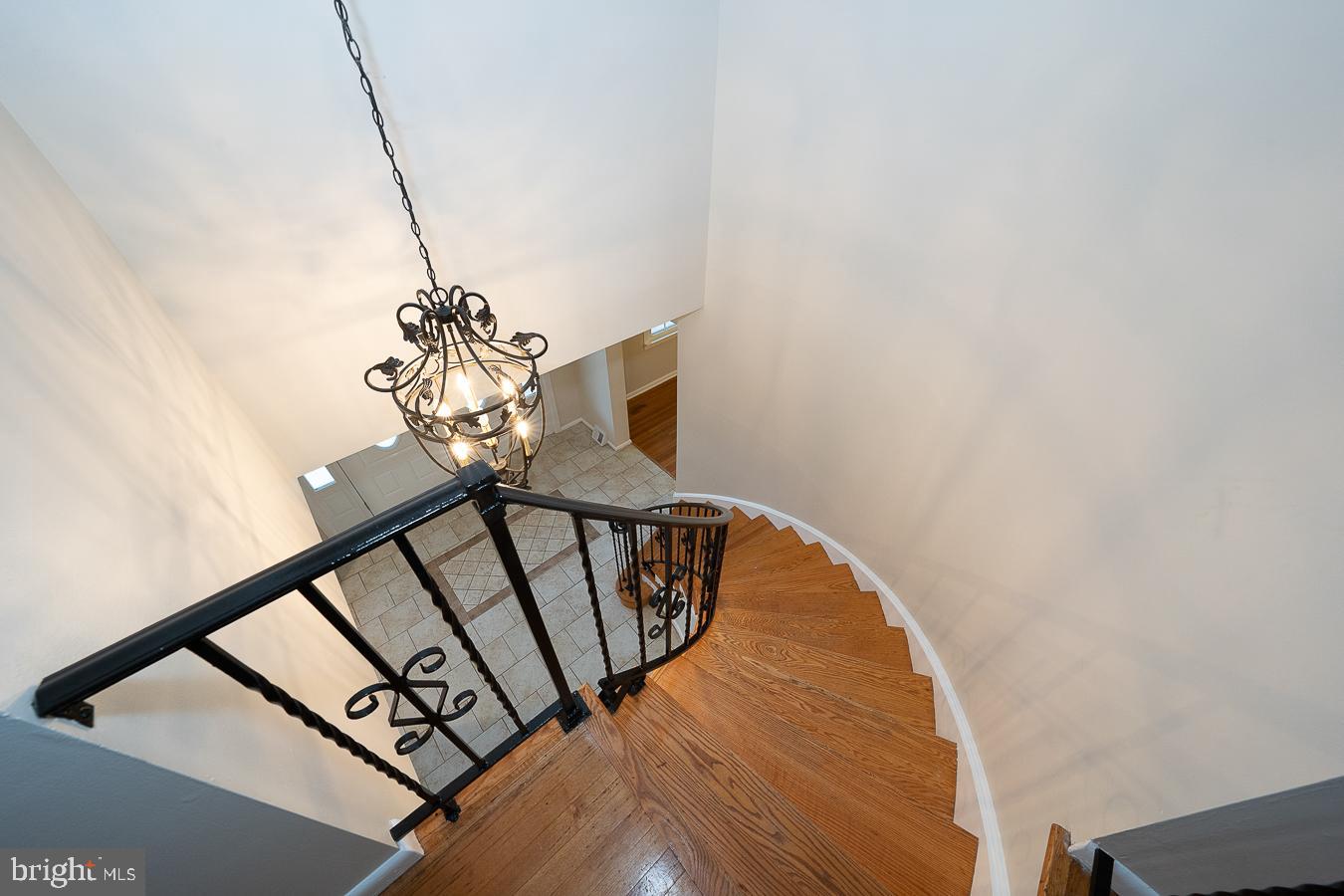 715 Ashbourne Road Cheltenham, PA 19012 - Photo 19 of 39