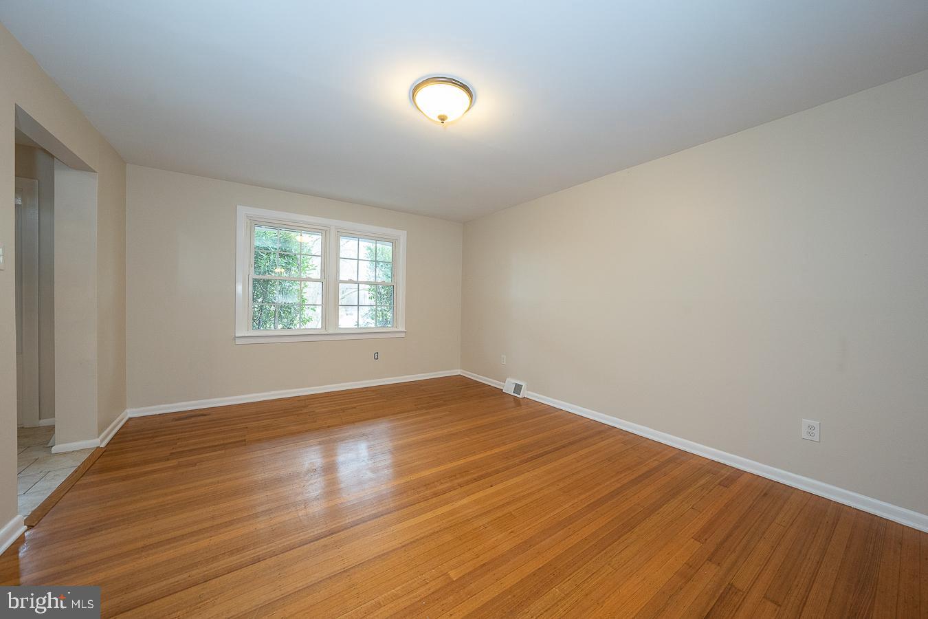 715 Ashbourne Road Cheltenham, PA 19012 - Photo 6 of 39