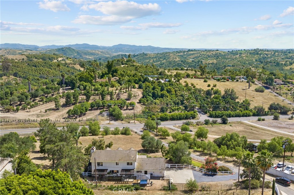 3162 Reche Road Fallbrook, CA 92028 - Photo 3 of 33 Beautiful Views