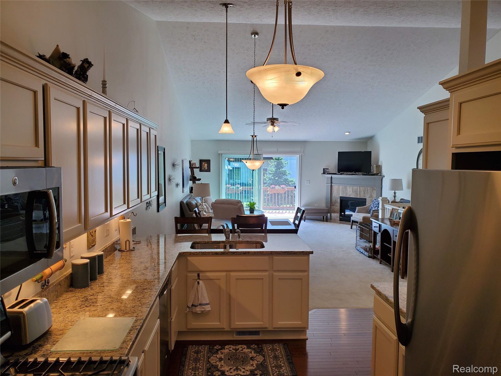 485 Hosta Howell, MI 48843 - Photo 13 of 23 20190914_140354.jpg