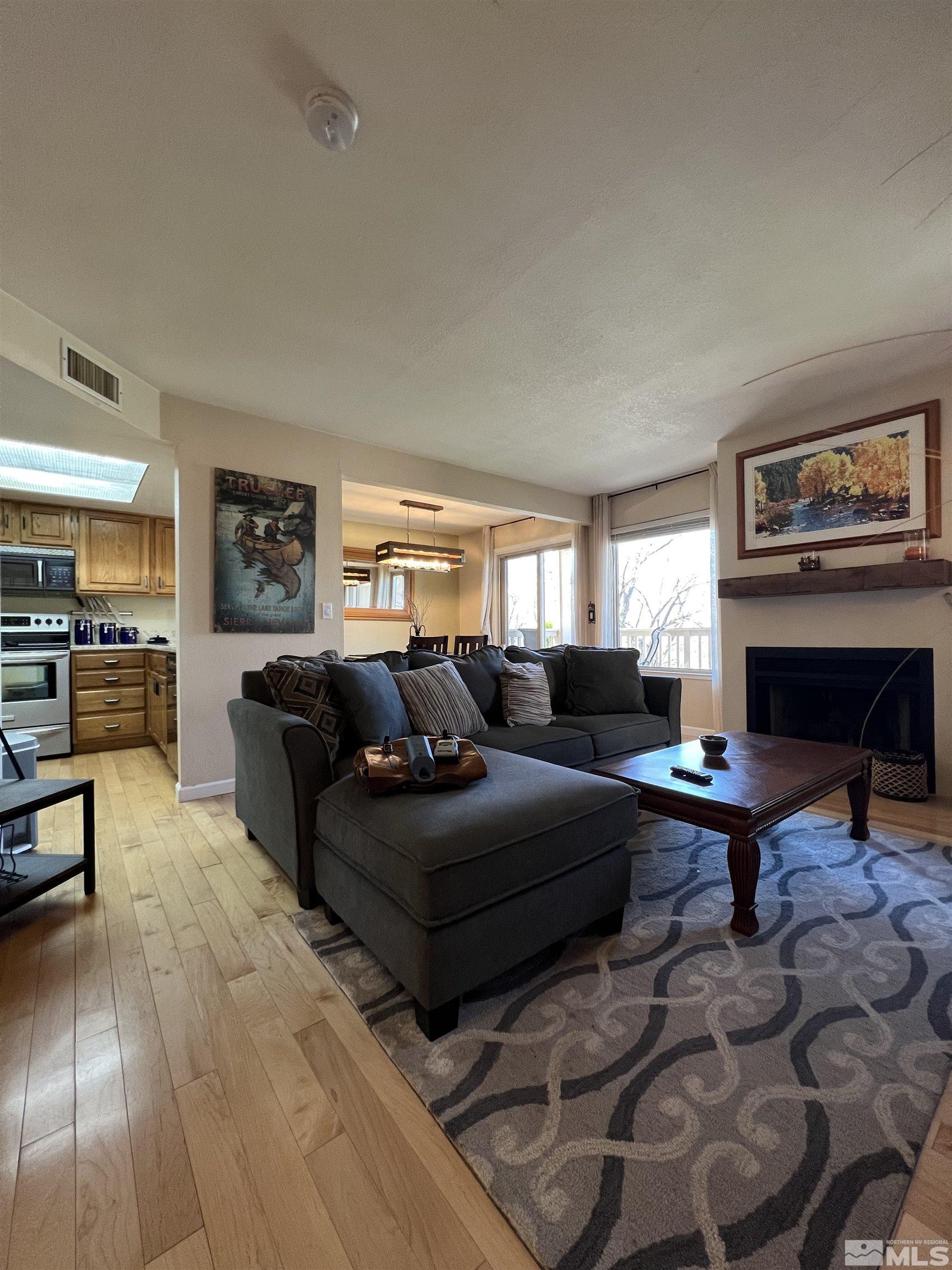 2875 Idlewild Drive, Unit 3 Reno, NV 89509 - Photo 5 of 24 Photo 5