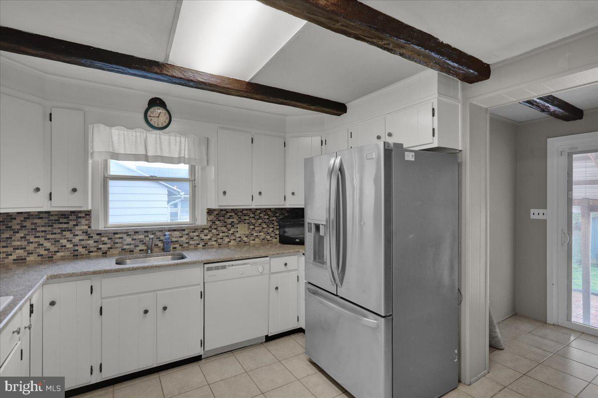 210 North Waverly Street Reading, PA 19607 - Photo 15 of 38 Gallery Image 15