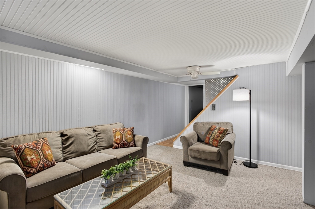 35 Dudley Road Oxford, MA 01540 - Photo 27 of 40