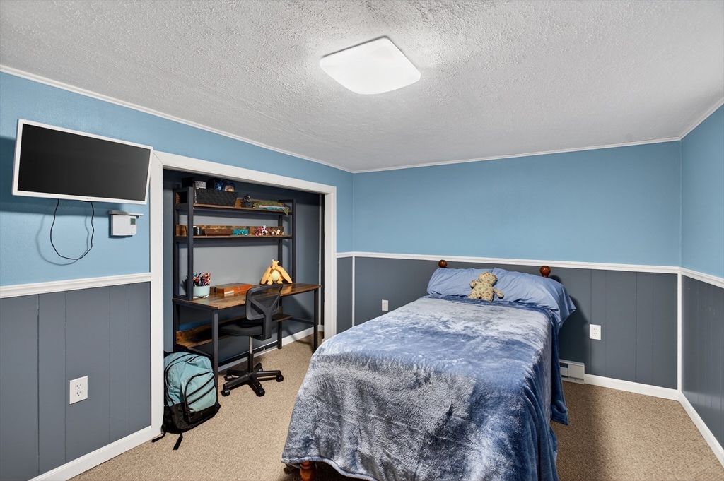 35 Dudley Road Oxford, MA 01540 - Photo 30 of 40