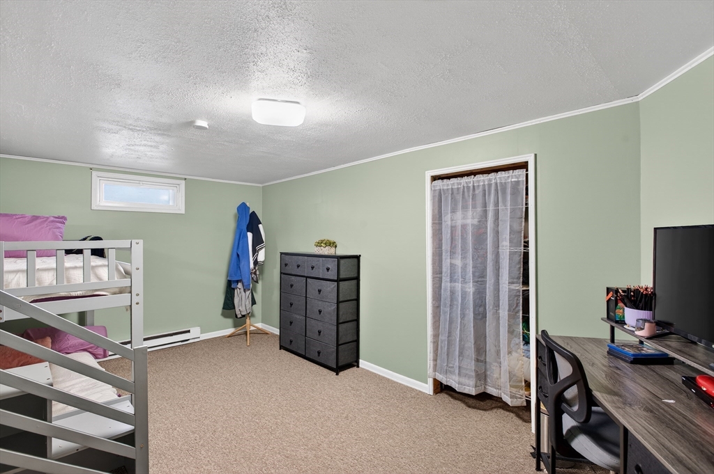 35 Dudley Road Oxford, MA 01540 - Photo 32 of 40