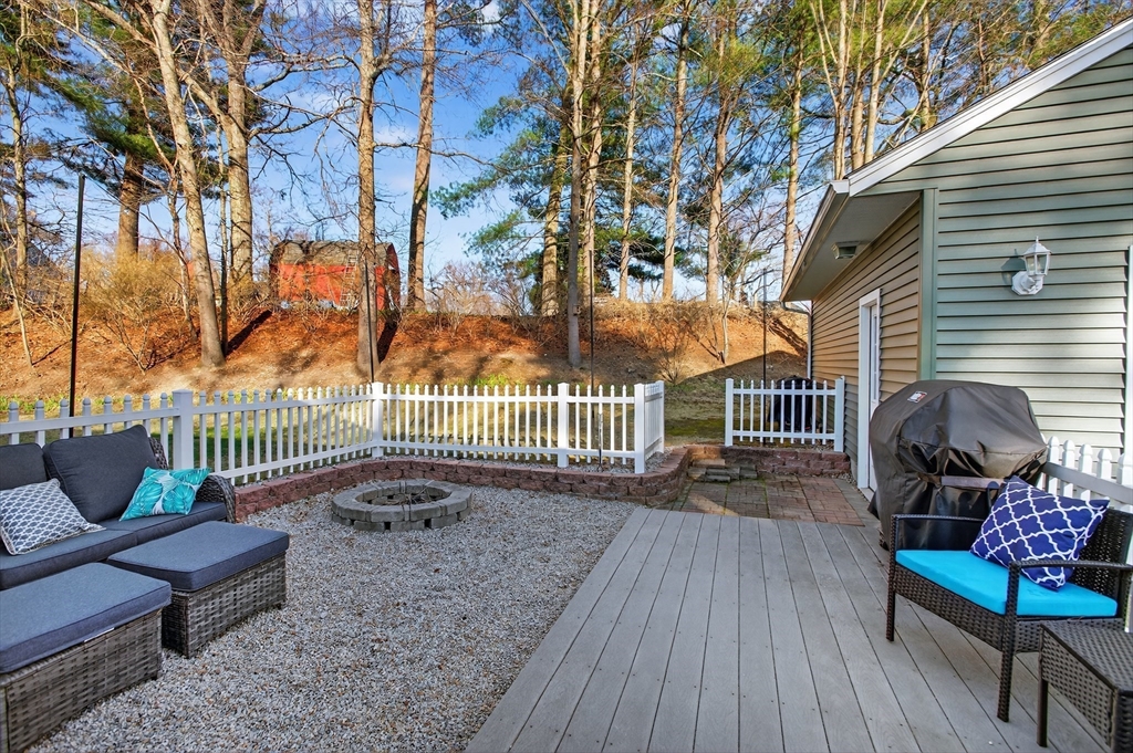 35 Dudley Road Oxford, MA 01540 - Photo 35 of 40