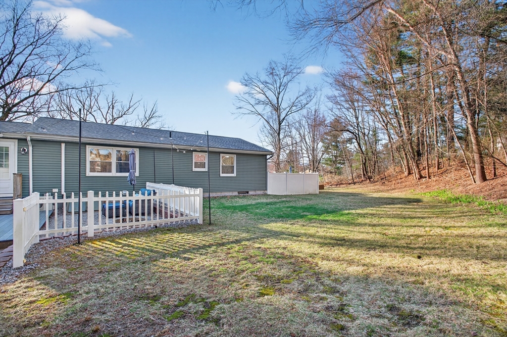 35 Dudley Road Oxford, MA 01540 - Photo 38 of 40