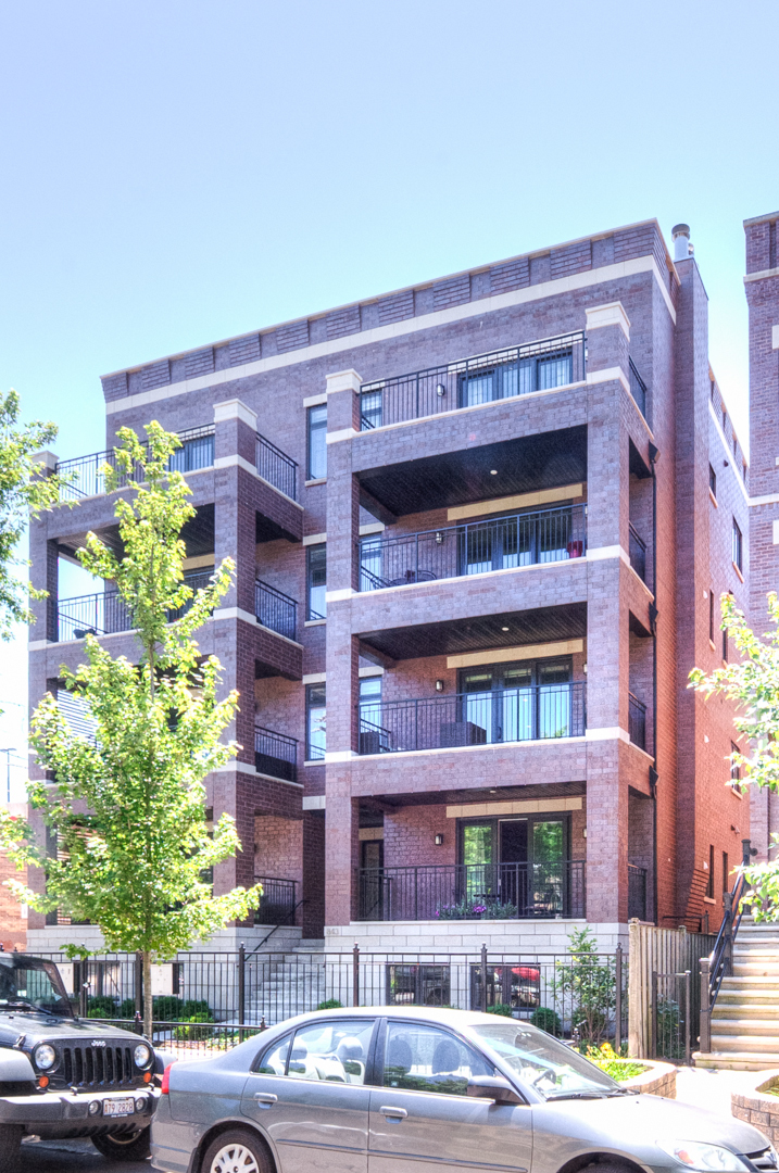 843 West Fletcher Street, Unit 2W Chicago, IL 60657 - Photo 1 of 23
